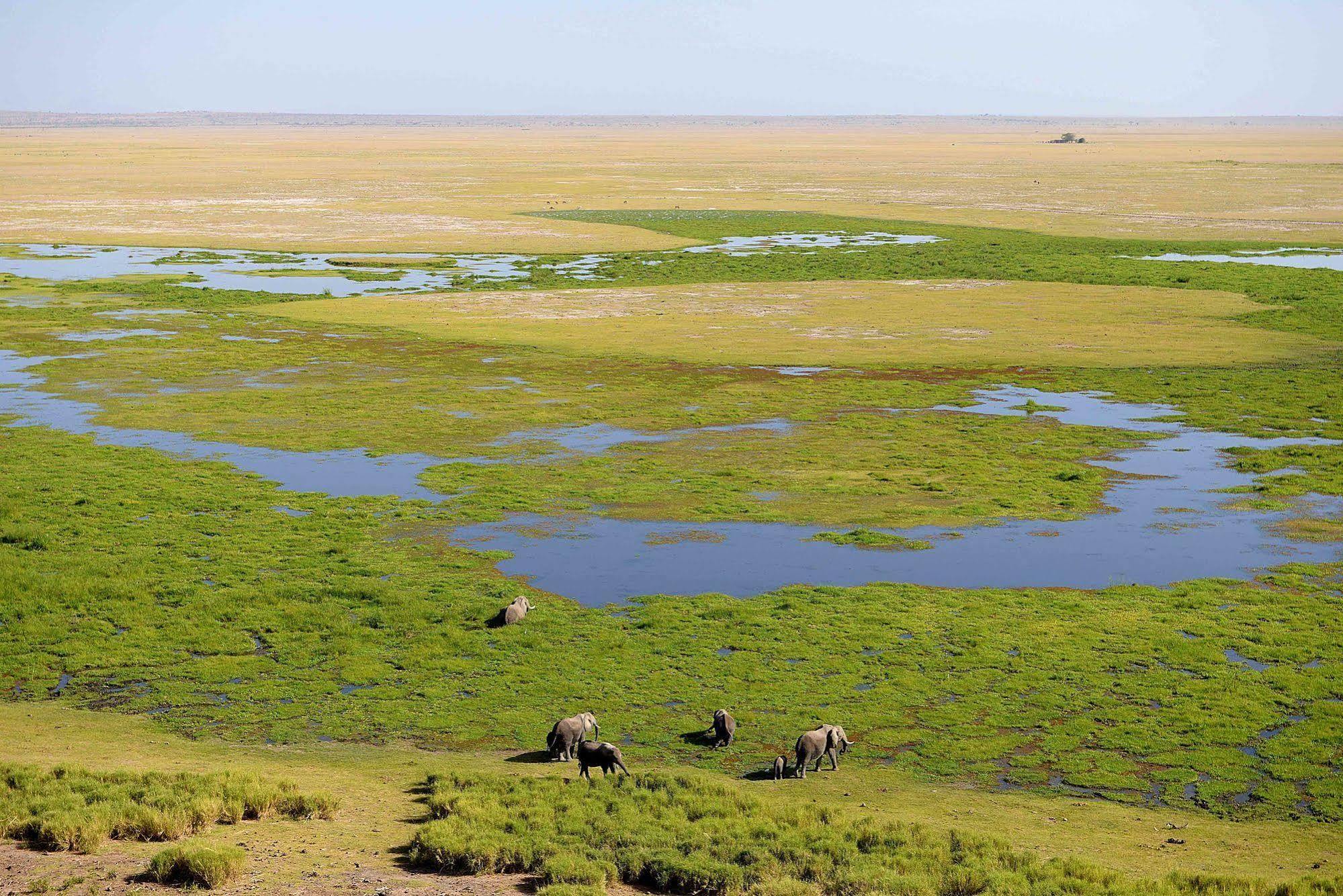 Amboseli Serena Safari Lodge Exterior foto